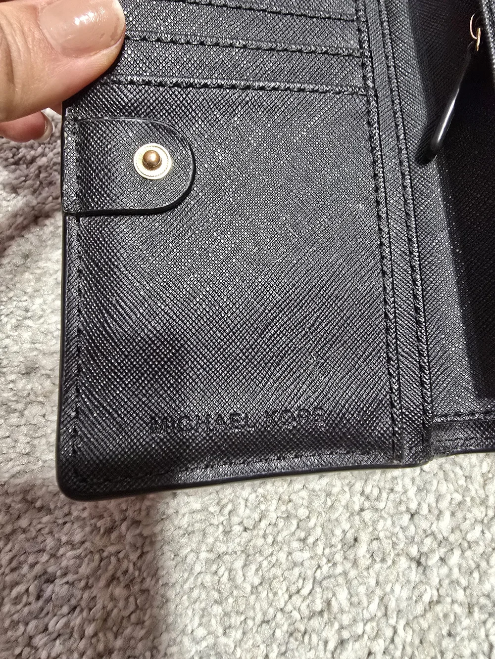 Michael Kors Jet Set Bifold Black Pebbled Leather Wallet with Gold Plate